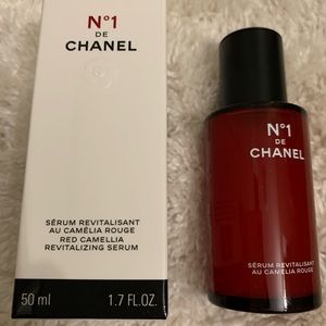 N°1 DE CHANEL Revitalizing Serum 1.7 fl.oz - New in Box